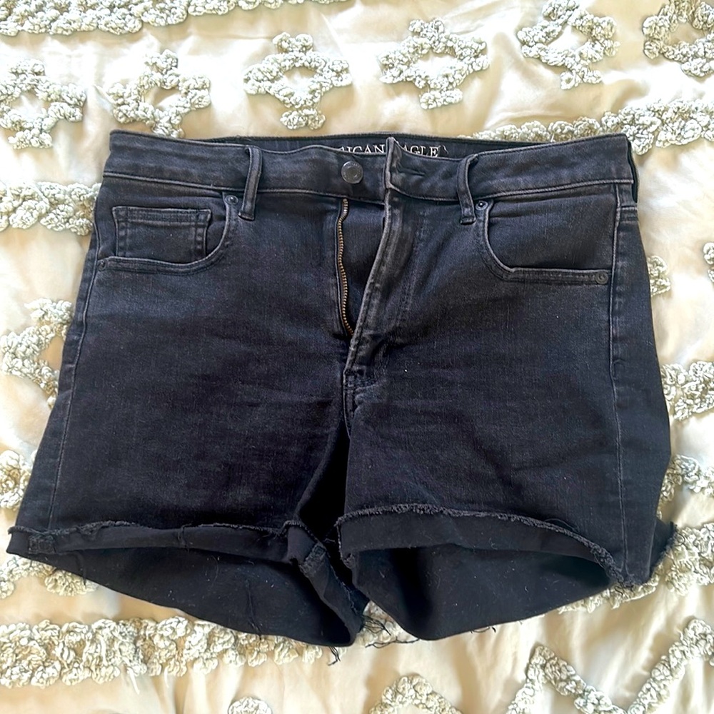 American Eagle Super Hi-Rise Shortie